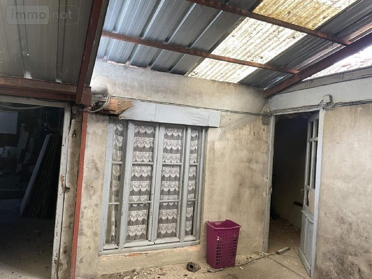 Fonds et murs commerciaux a vendre Ribérac 24600 Dordogne 93 m2  55000 euros