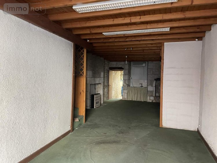 Fonds et murs commerciaux a vendre Ribérac 24600 Dordogne 93 m2  29900 euros