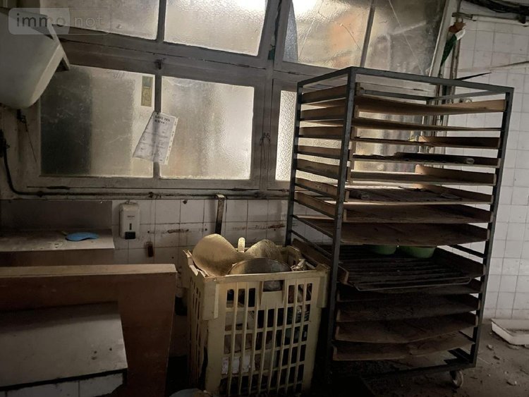 Fonds et murs commerciaux a vendre Ribérac 24600 Dordogne 93 m2  55000 euros