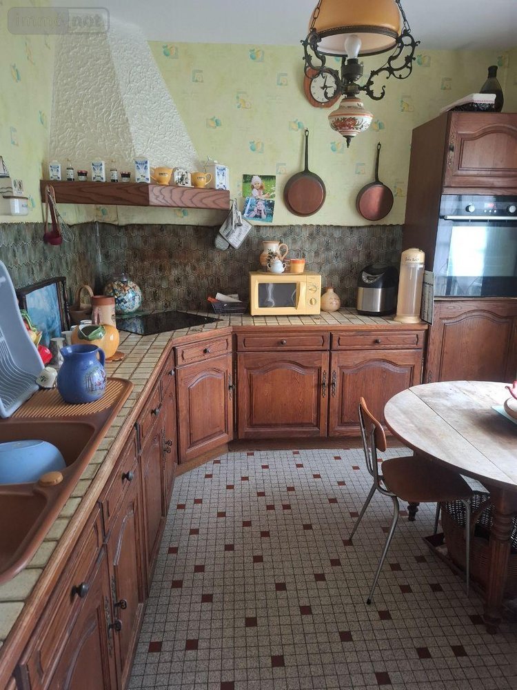 Maison a vendre Saint-Éloy-de-Gy 18110 Cher 77 m2 4 pièces 141750 euros