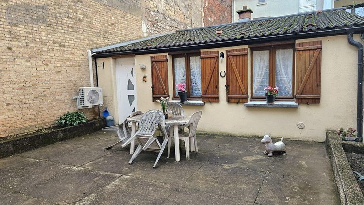 Immeuble a vendre Vitry-le-François 51300 Marne 175 m2  248000 euros