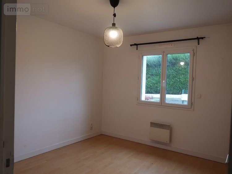 Location maison Irodouër 35850 Ille-et-Vilaine 118 m2 6 pièces 980 euros