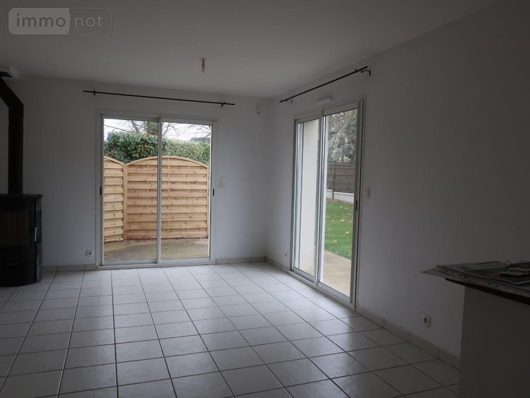 Location maison Irodouër 35850 Ille-et-Vilaine 118 m2 6 pièces 980 euros