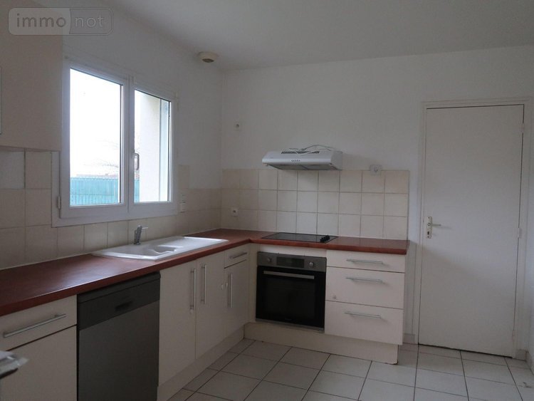 Location maison Irodouër 35850 Ille-et-Vilaine 118 m2 6 pièces 980 euros