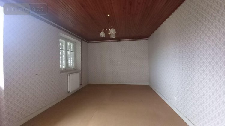 Maison a vendre Allanche 15160 Cantal 110 m2  86400 euros