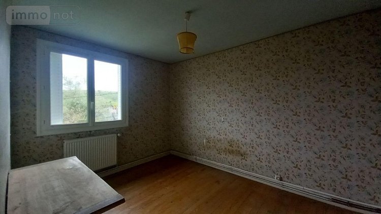 Maison a vendre Allanche 15160 Cantal 110 m2  86400 euros