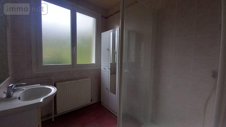 Maison a vendre Allanche 15160 Cantal 110 m2  86400 euros