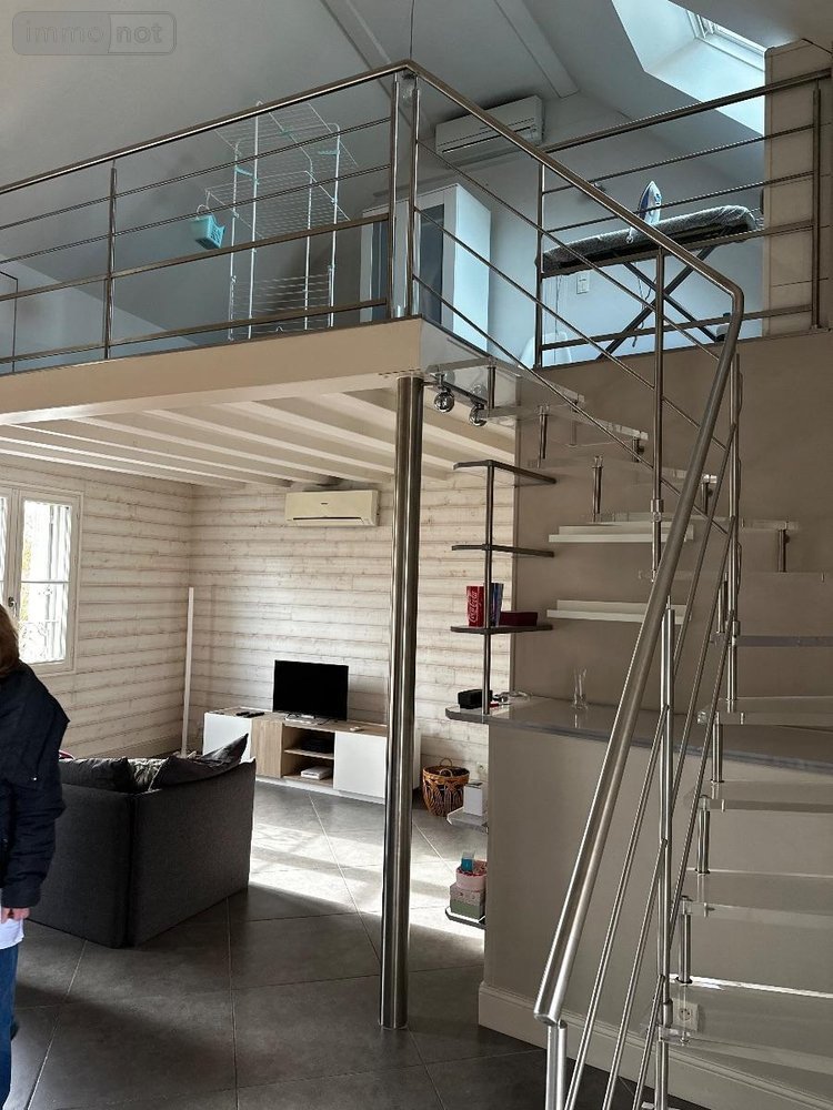 Immeuble a vendre Châtellerault 86100 Vienne 300 m2  388800 euros