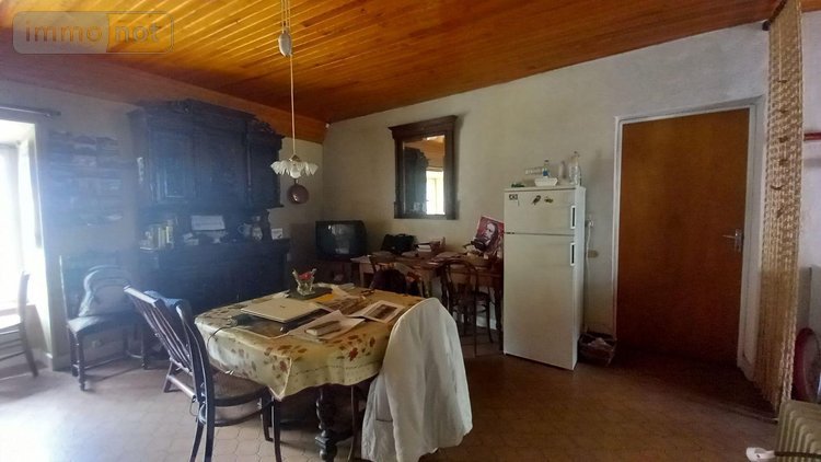 Maison a vendre Laveissière 15300 Cantal 165 m2  85000 euros