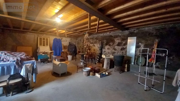 Maison a vendre Laveissière 15300 Cantal 165 m2  85000 euros
