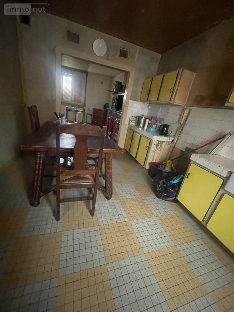 Maison a vendre Villaines-sous-Lucé 72150 Sarthe 99 m2 8 pièces 85600 euros