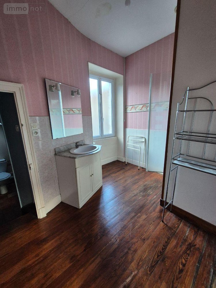 Maison a vendre Neuvy-Saint-Sépulchre 36230 Indre 118 m2 7 pièces 62000 euros