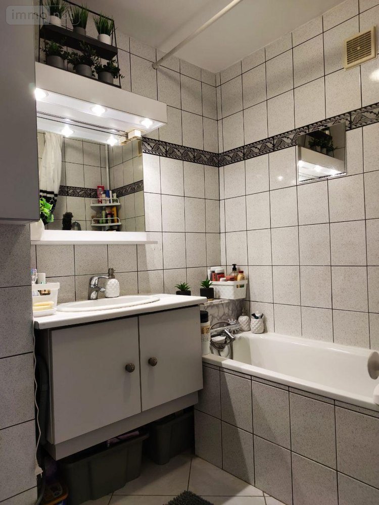Appartement a vendre Bassens 73000 Savoie 77 m2 4 pièces 234000 euros