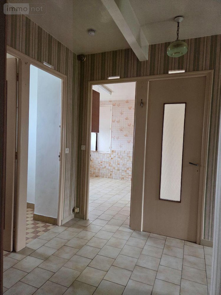 Maison a vendre Courcité 53700 Mayenne 81 m2 7 pièces 68900 euros