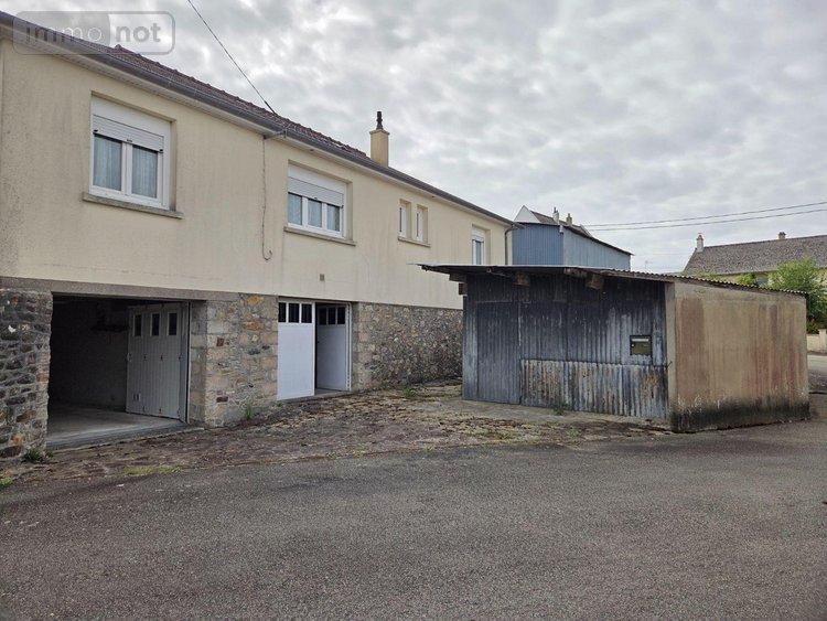 Maison a vendre Courcité 53700 Mayenne 81 m2 7 pièces 68900 euros