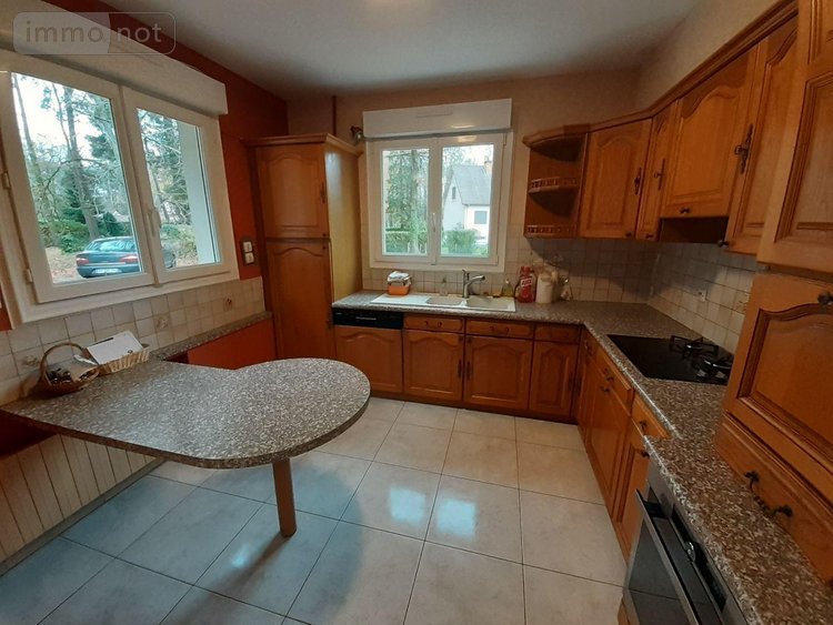 Maison a vendre Parigné-l'Évêque 72250 Sarthe 161 m2 6 pièces 262500 euros