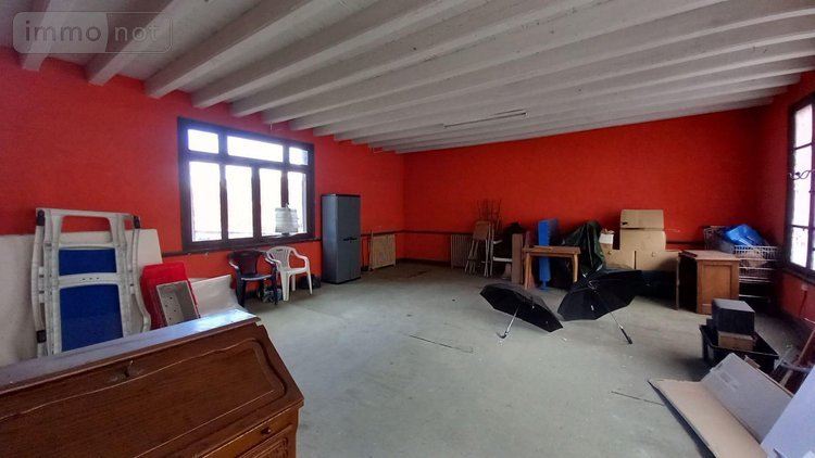 Immeuble a vendre Neussargues en Pinatelle 15170 Cantal 114 m2  99000 euros