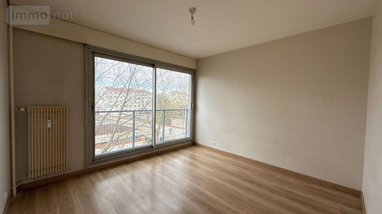 Appartement a vendre Châlons-en-Champagne 51000 Marne 94 m2 5 pièces 119000 euros