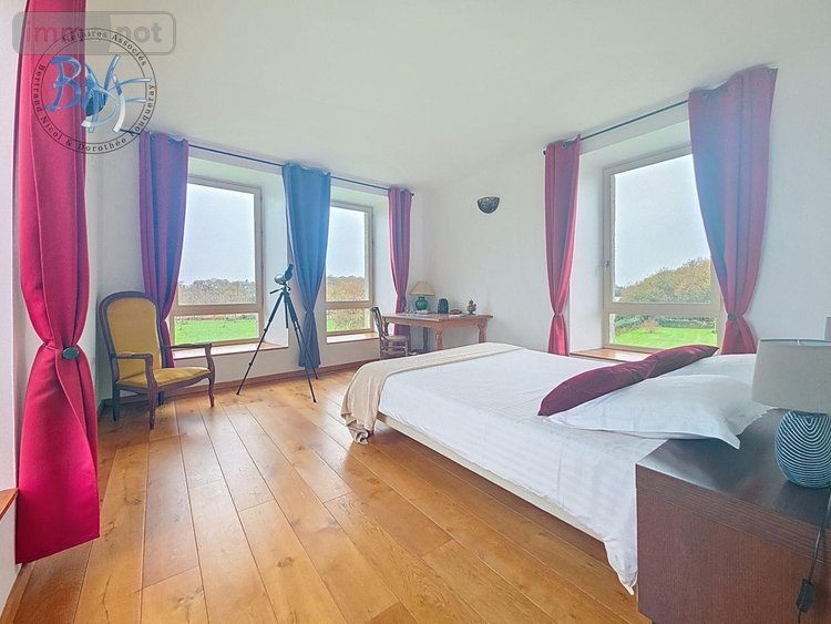 propriete a vendre Theix-Noyalo 56450 Morbihan 360 m2 12 pièces 1976000 euros