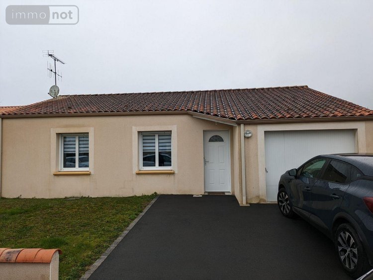Maison a vendre Les Herbiers 85500 Vendée 70 m2 3 pièces 204000 euros