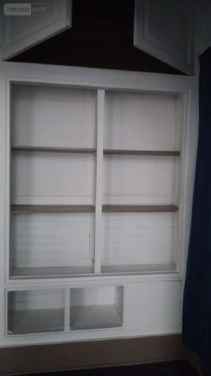 Location fonds et murs commerciaux Beaugency 45190 Loiret 52 m2  400 euros