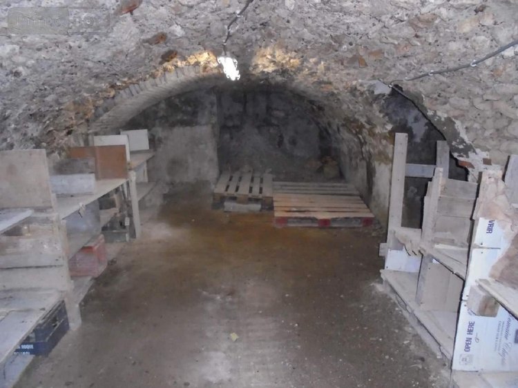 Fonds et murs commerciaux a vendre Beaugency 45190 Loiret 203 m2  210200 euros