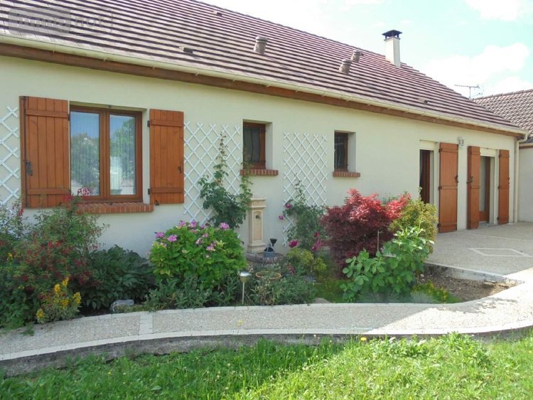 Maison a vendre Beaugency 45190 Loiret 108 m2 5 pièces 273000 euros