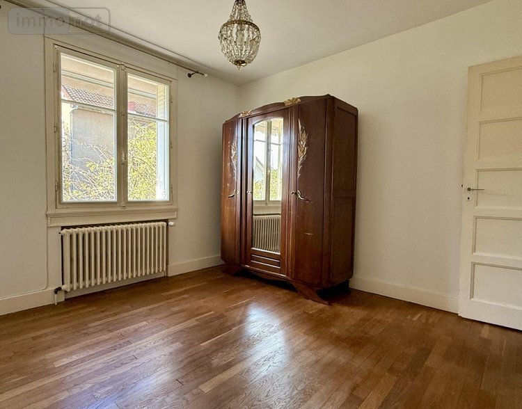 Maison a vendre Saint-Amand-Montrond 18200 Cher 63 m2 4 pièces 68900 euros