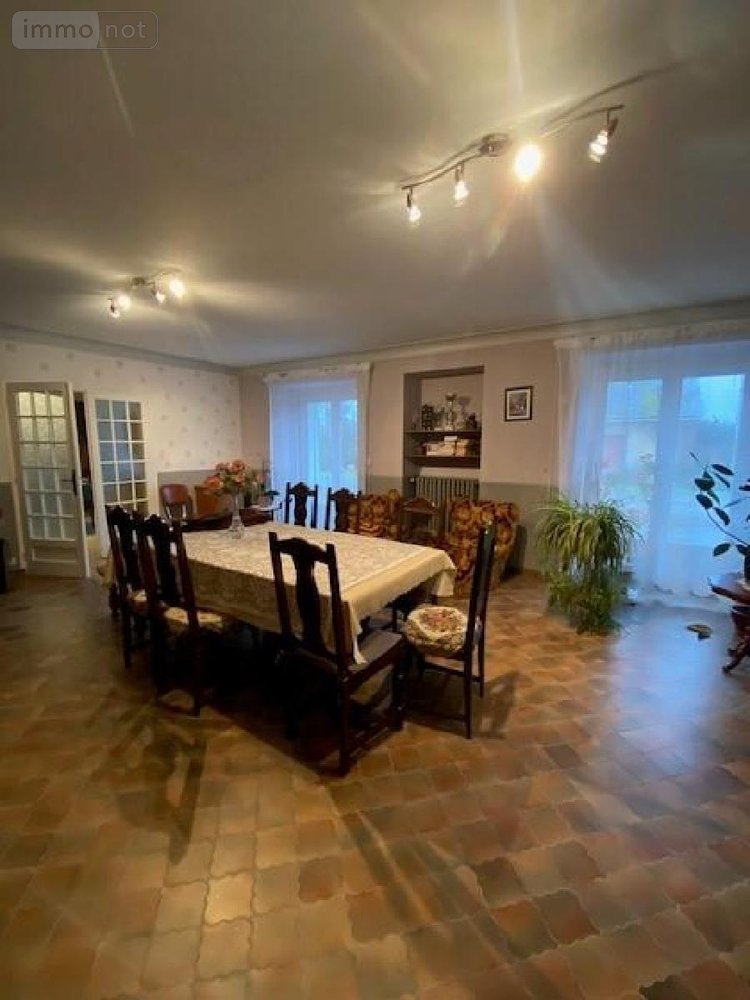 Maison a vendre Tinténiac 35190 Ille-et-Vilaine 143 m2 5 pièces 282150 euros