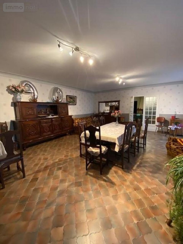 Maison a vendre Tinténiac 35190 Ille-et-Vilaine 143 m2 5 pièces 198550 euros