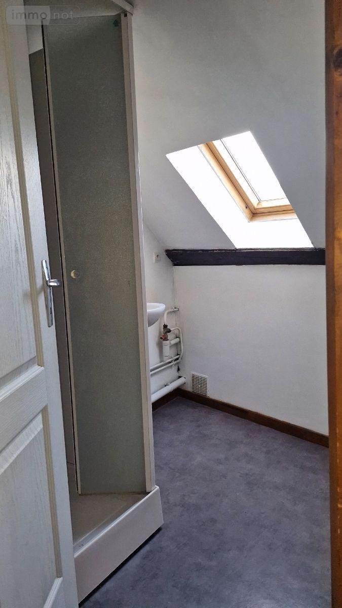 Location appartement Forges-les-Eaux 76440 Seine-Maritime 12 m2 1 pièce 320 euros