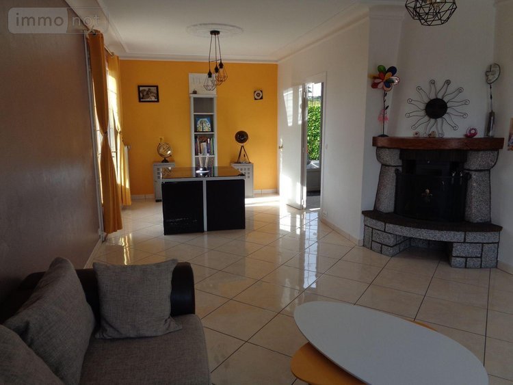 Maison a vendre Les Herbiers 85500 Vendée 110 m2 6 pièces 294500 euros