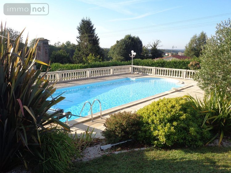 Maison a vendre Les Herbiers 85500 Vendée 110 m2 6 pièces 294500 euros