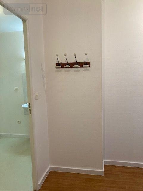 Location appartement Montfort-sur-Meu 35160 Ille-et-Vilaine 49 m2 2 pièces 520 euros