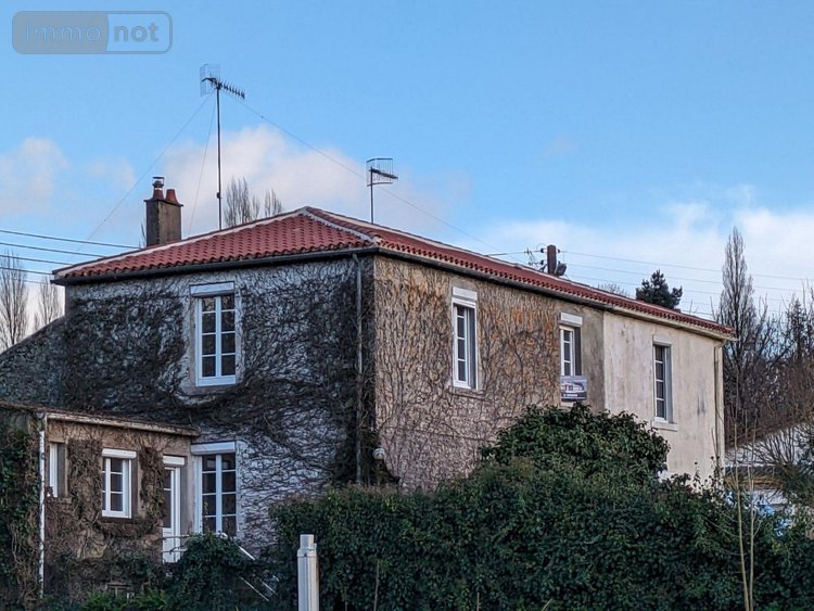 Maison a vendre Pouzauges 85700 Vendée 98 m2 4 pièces 128500 euros