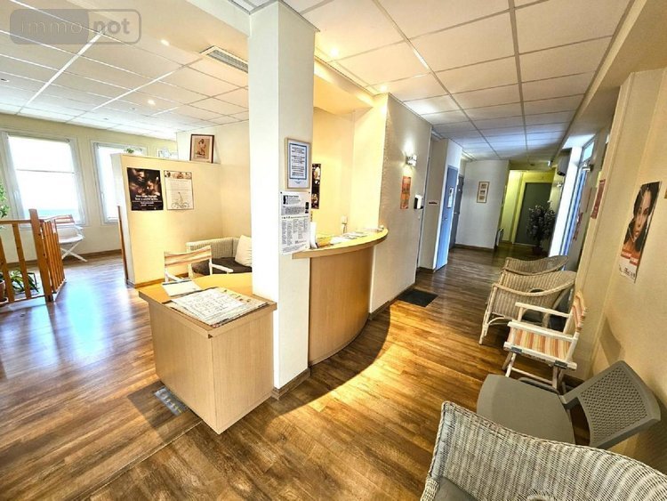 Fonds et murs commerciaux a vendre Troyes 10000 Aube 182 m2  239200 euros