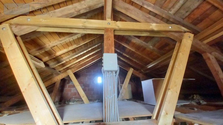 Maison a vendre Vic-sur-Cère 15800 Cantal 106 m2  154000 euros