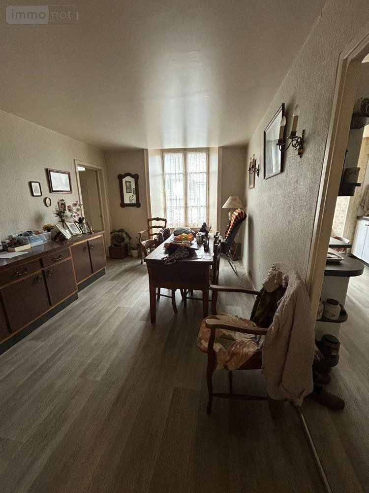 Immeuble a vendre Mauriac 15200 Cantal  265000 euros