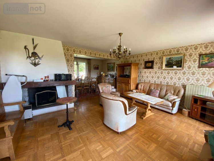 Maison a vendre Lafeuillade-en-Vézie 15130 Cantal 93 m2 3 pièces 159000 euros