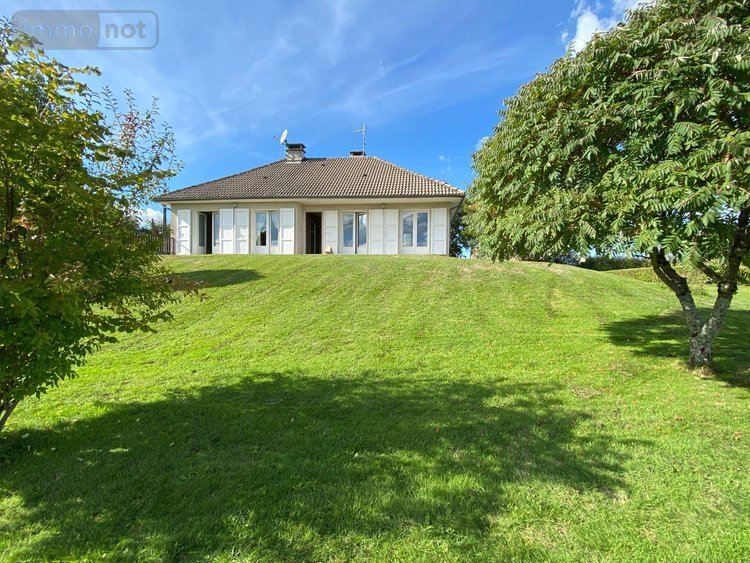 Maison a vendre Lafeuillade-en-Vézie 15130 Cantal 93 m2 3 pièces 159000 euros