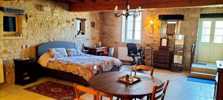 Maison a vendre Melleran 79190 Deux-Sèvres 562 m2 12 pièces 270000 euros