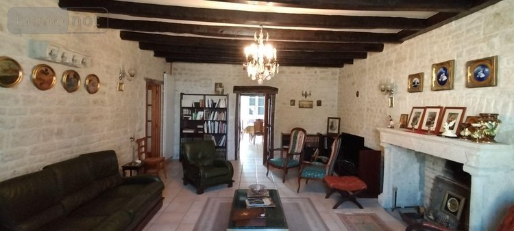 Maison a vendre Melleran 79190 Deux-Sèvres 562 m2 12 pièces 290000 euros