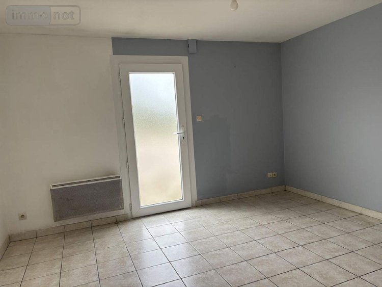 Fonds et murs commerciaux a vendre Plouider 29260 Finistère 80 m2  290000 euros