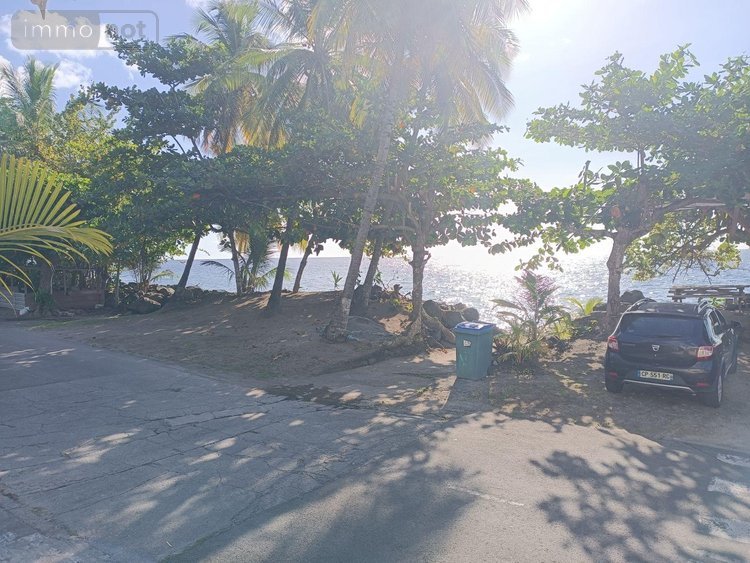 Immeuble a vendre Le Prêcheur 97250 Martinique 241 m2  630000 euros