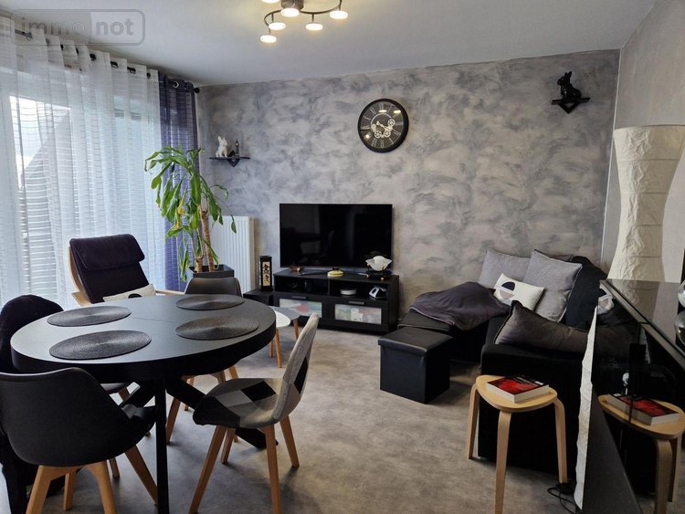 Location appartement Châteaugiron 35410 Ille-et-Vilaine 62 m2 3 pièces 790 euros
