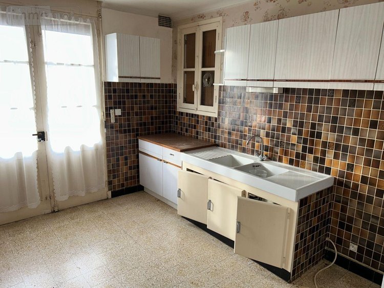 Maison a vendre Beauce-la-Romaine 41240 Loir-et-Cher 213 m2 7 pièces 126500 euros