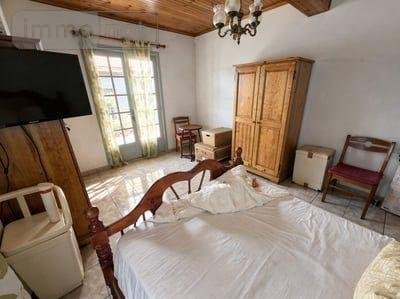 Maison a vendre Sainte-Clotilde 97490 Réunion 230 m2 10 pièces 550100 euros