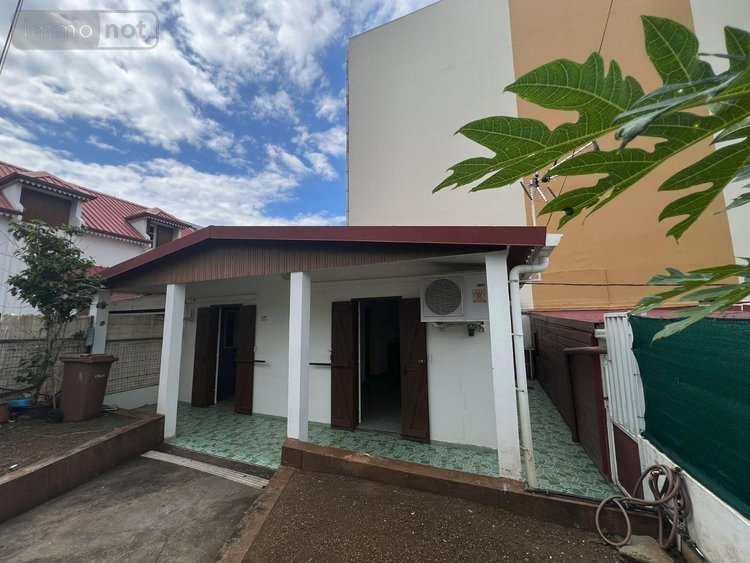 Maison a vendre Sainte-Clotilde 97490 Réunion 230 m2 10 pièces 550100 euros