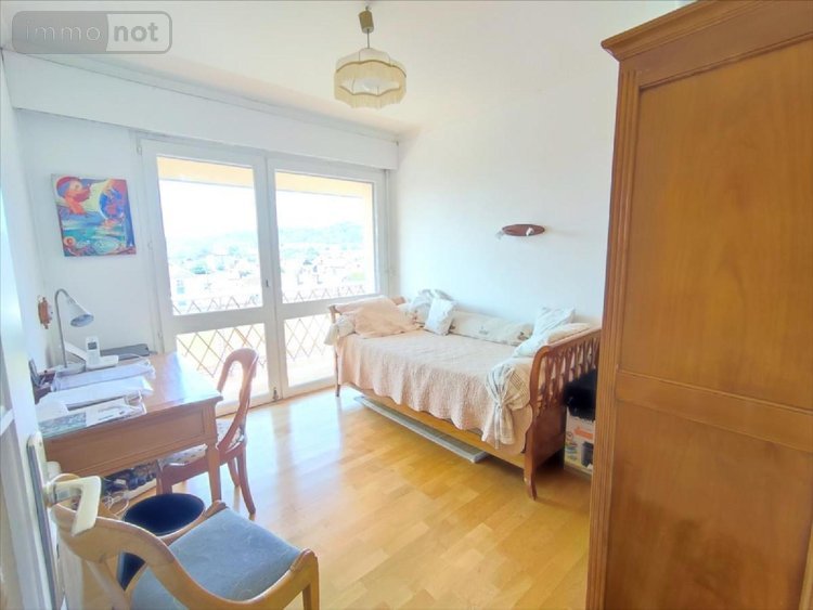 Appartement a vendre Louviers 27400 Eure 135 m2 5 pièces 264000 euros