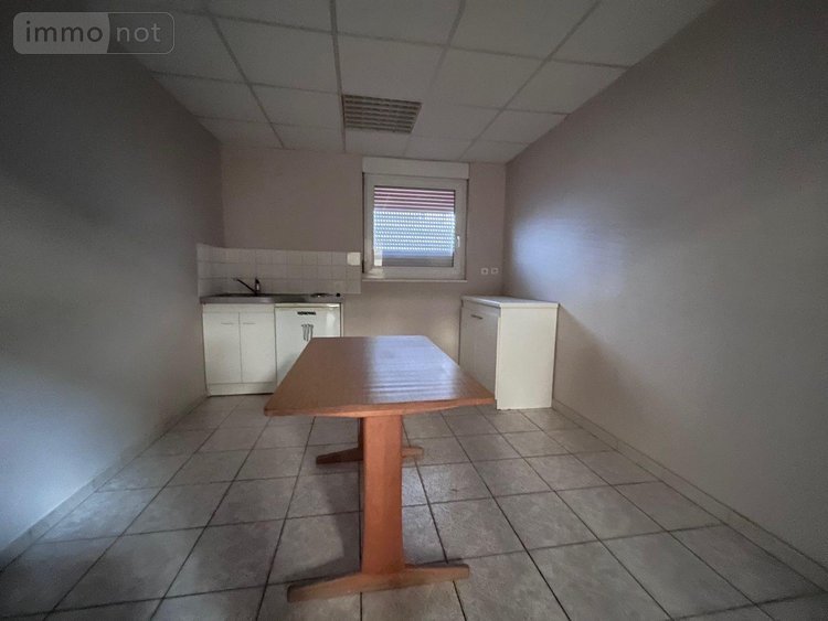 Fonds et murs commerciaux a vendre Hazebrouck 59190 Nord  282000 euros